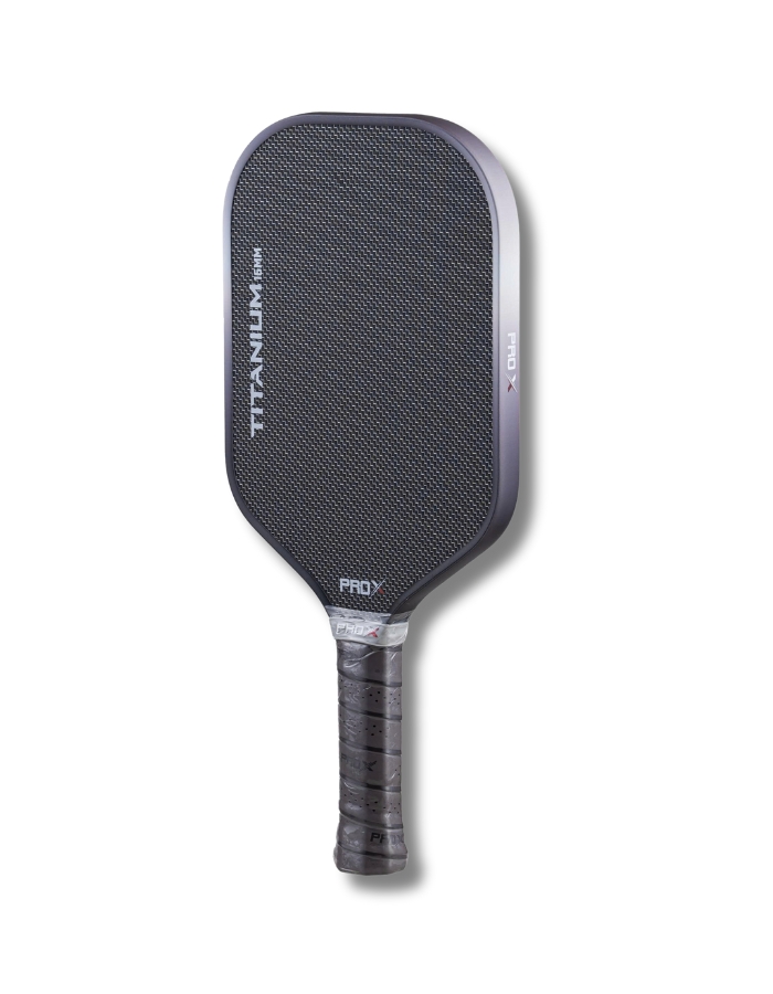 Vợt TItanium công nghệ ép nhiệt, nâng  cấp